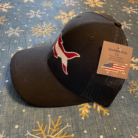 Southern Snap Co. Georgia State Flag Fish Trucker Hat Black NWT - Picture 2 of 6